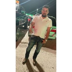 Meet your Posher, Gomes